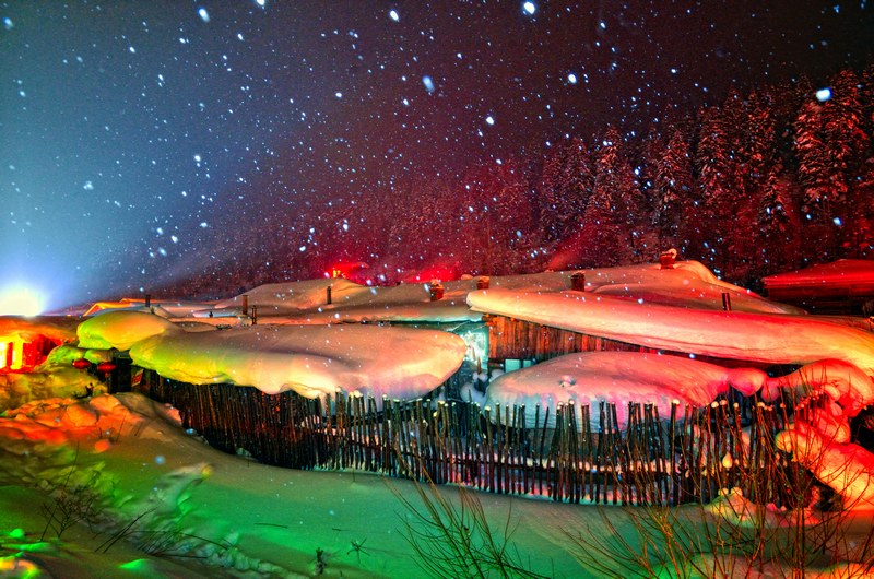 童话世界--雪--刘伟.jpg