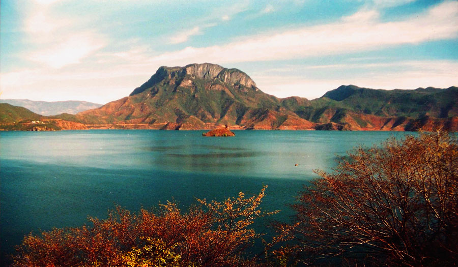 19970406云南泸沽湖6.jpg