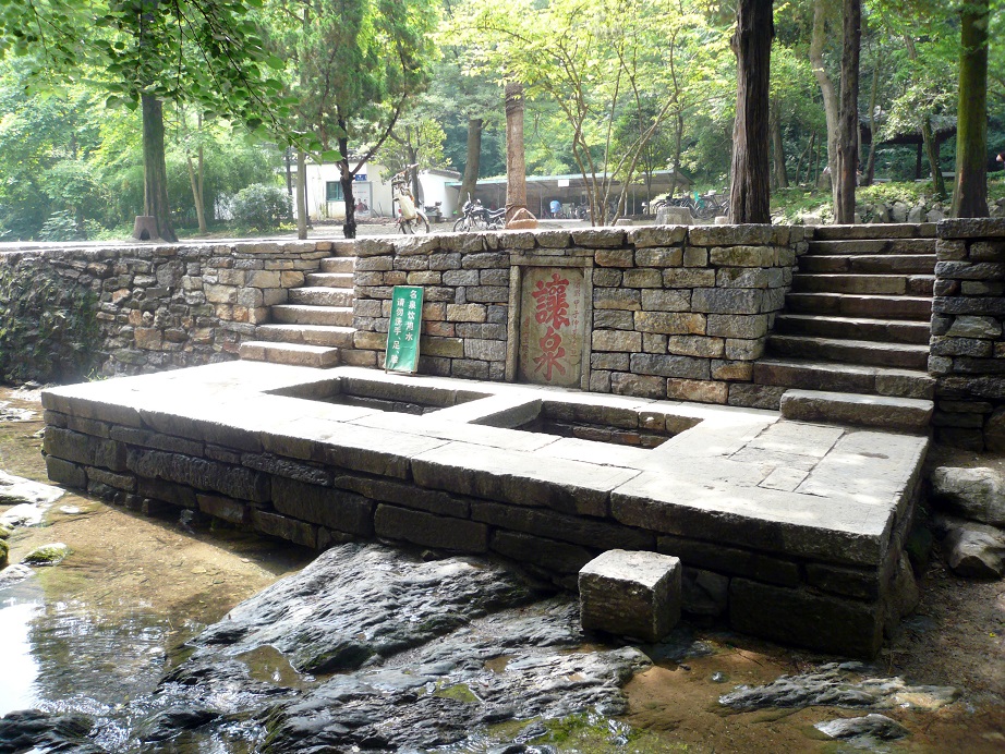 P1020575-1.jpg