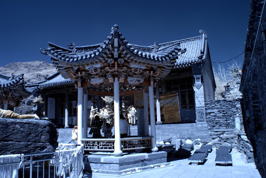 B70.JPG
