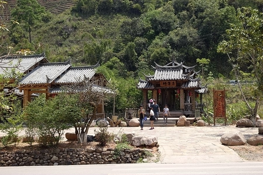 B03.JPG