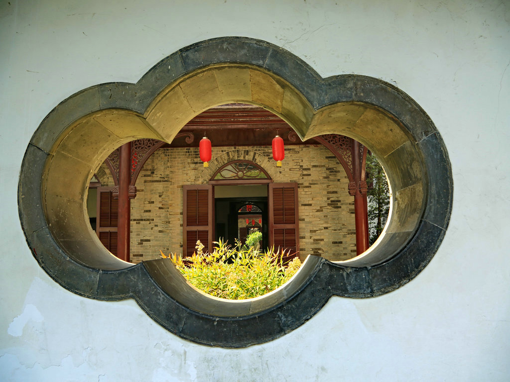 5L9A0048-.jpg
