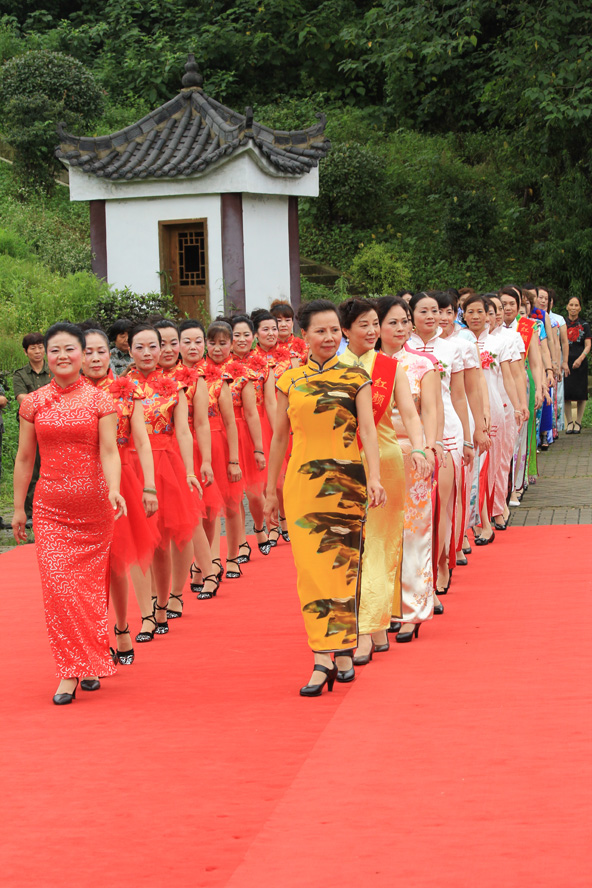 青莲苑旗袍表演艺术 (10).JPG