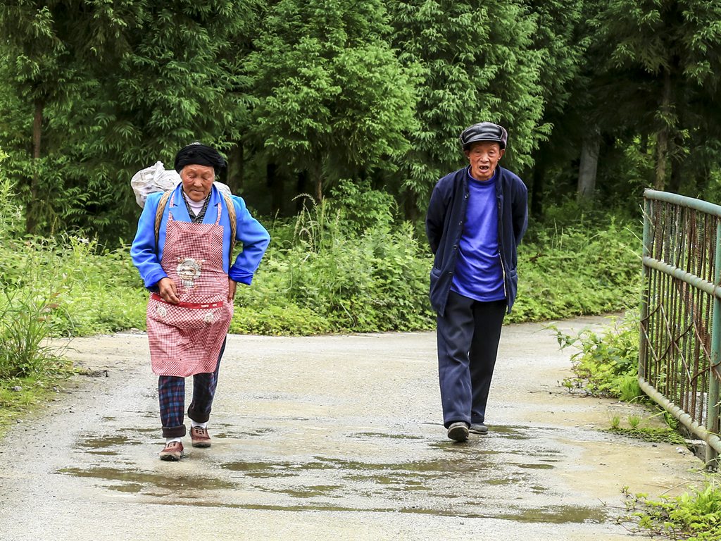 山里人家、山里人