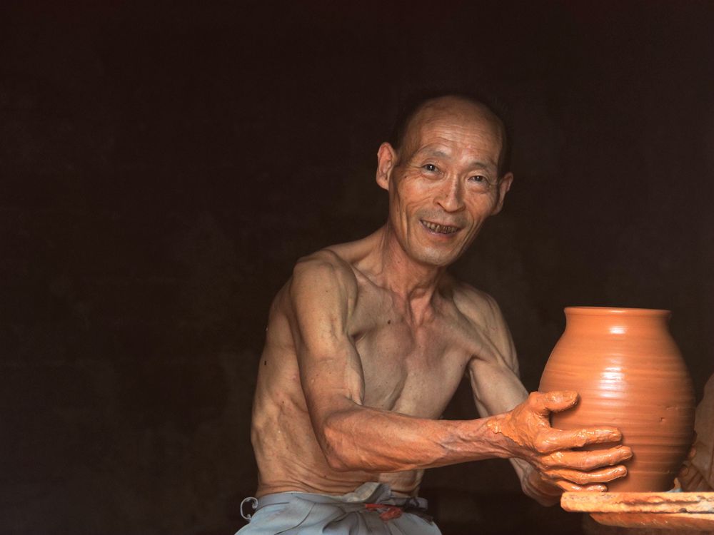 郭窑陶工 2-李超英-13939707965.jpg