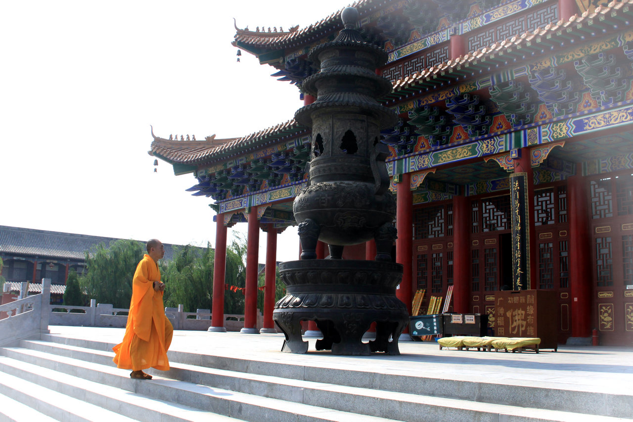 IMG大雄宝殿_4372.JPG