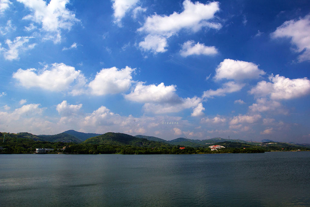 2015.9.jpg