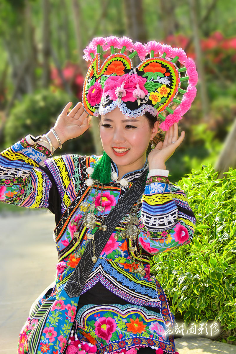 《最炫民族风》倪川德-摄影，电话：13002815745 拷贝.jpg