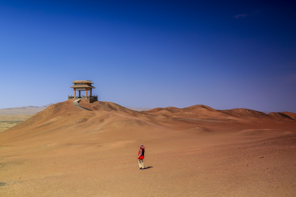 阳关遗迹感沧桑