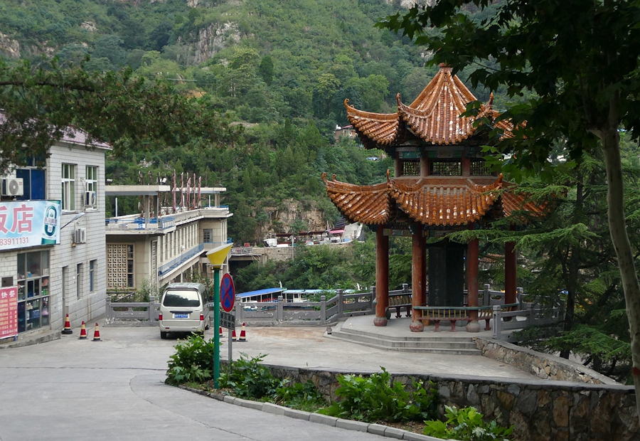 B01.JPG