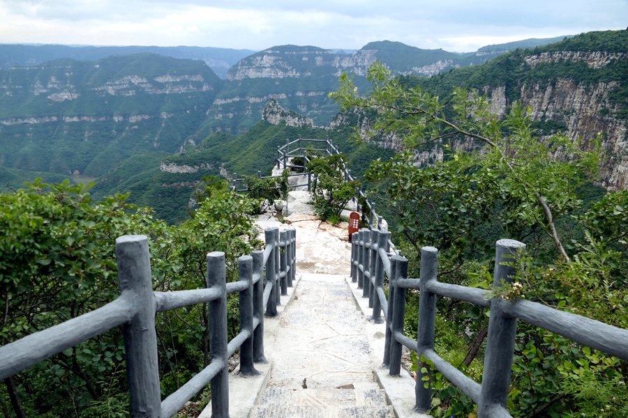B05.JPG