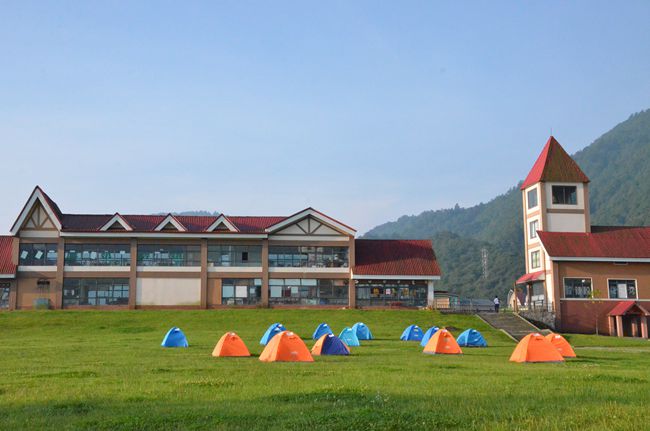 夏季的西岭雪山