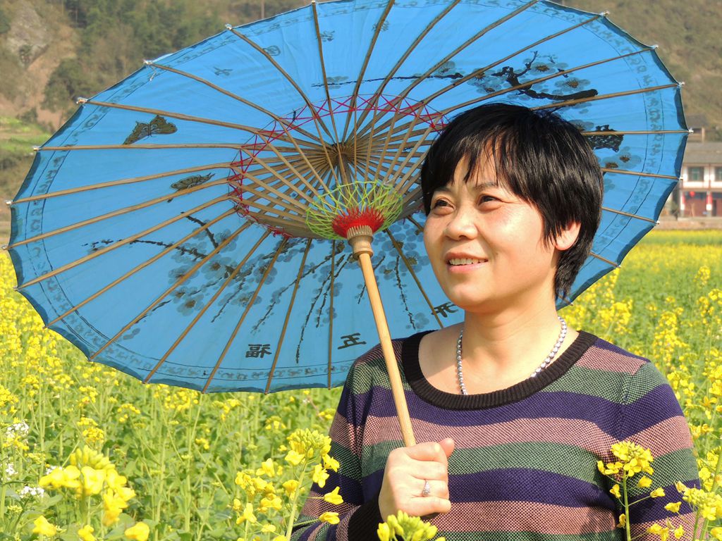 春醉人  (旅游人相照) .jpg