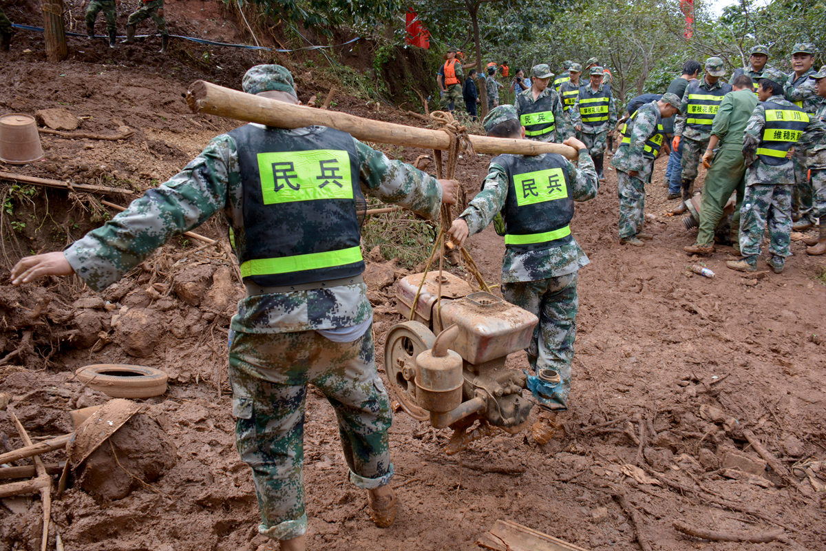8.武装部民兵  (12).JPG
