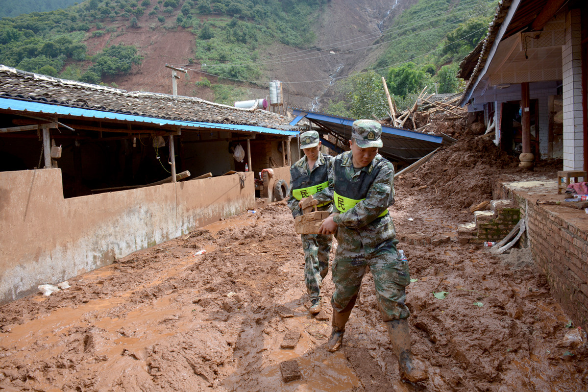 8.武装部民兵  (13).JPG