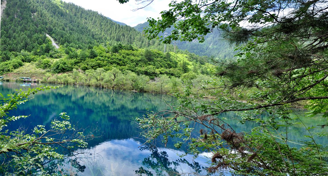 山青水秀.jpg