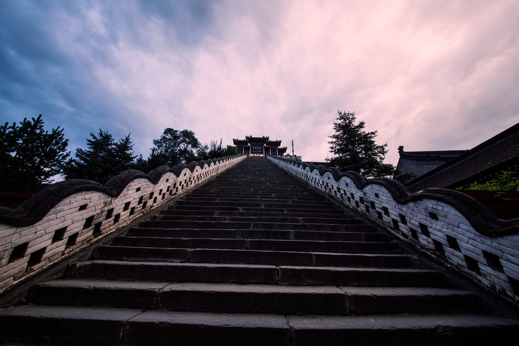 五台山晨韵