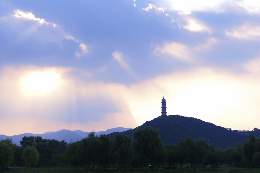 B09.JPG