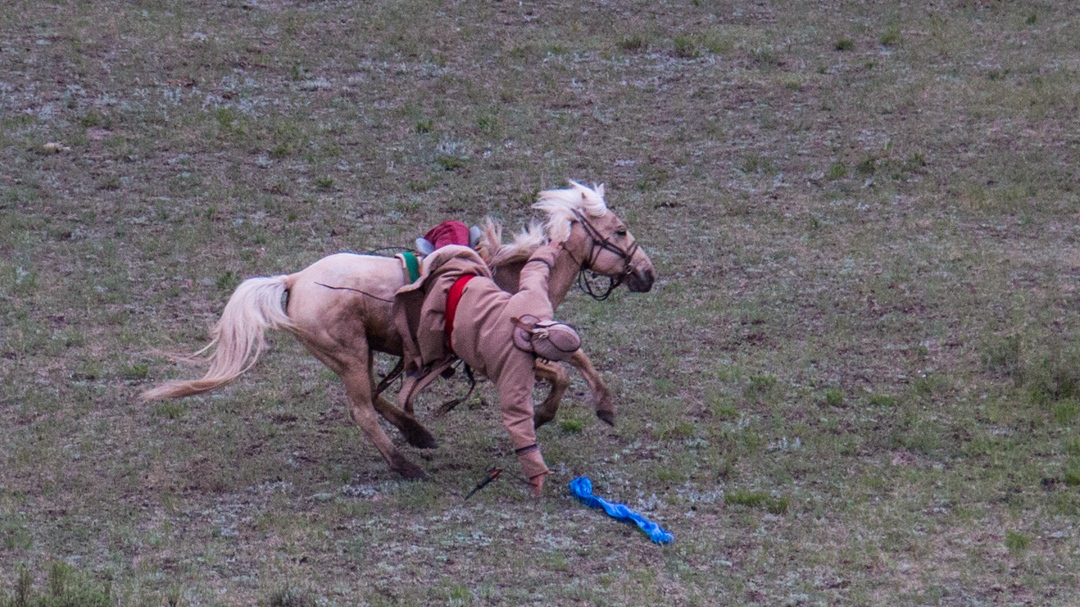 马背勇者的游戏
