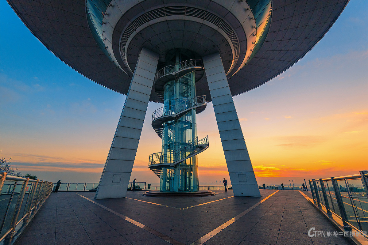 MBC_8156-s.jpg