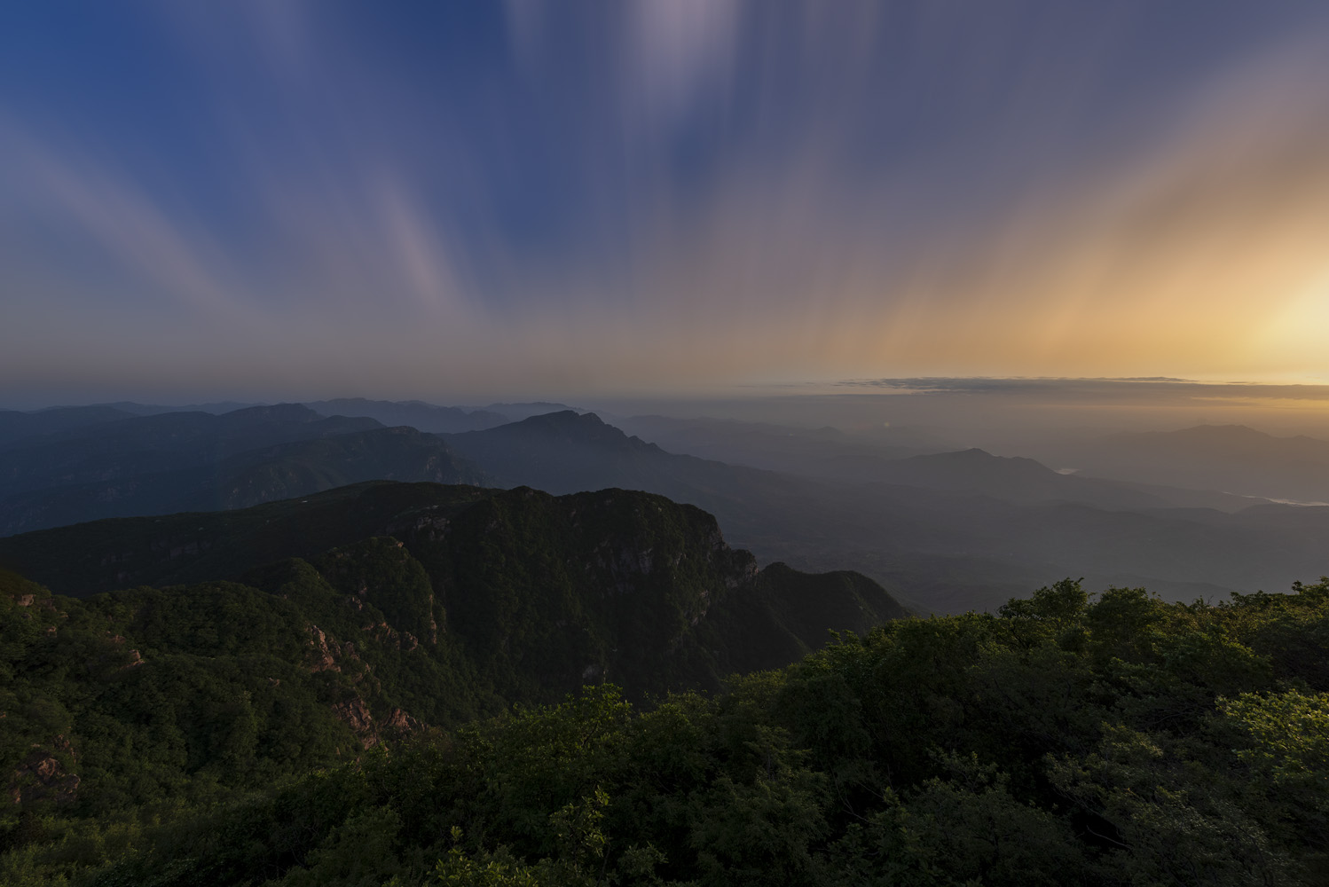 RAW_2519.jpg
