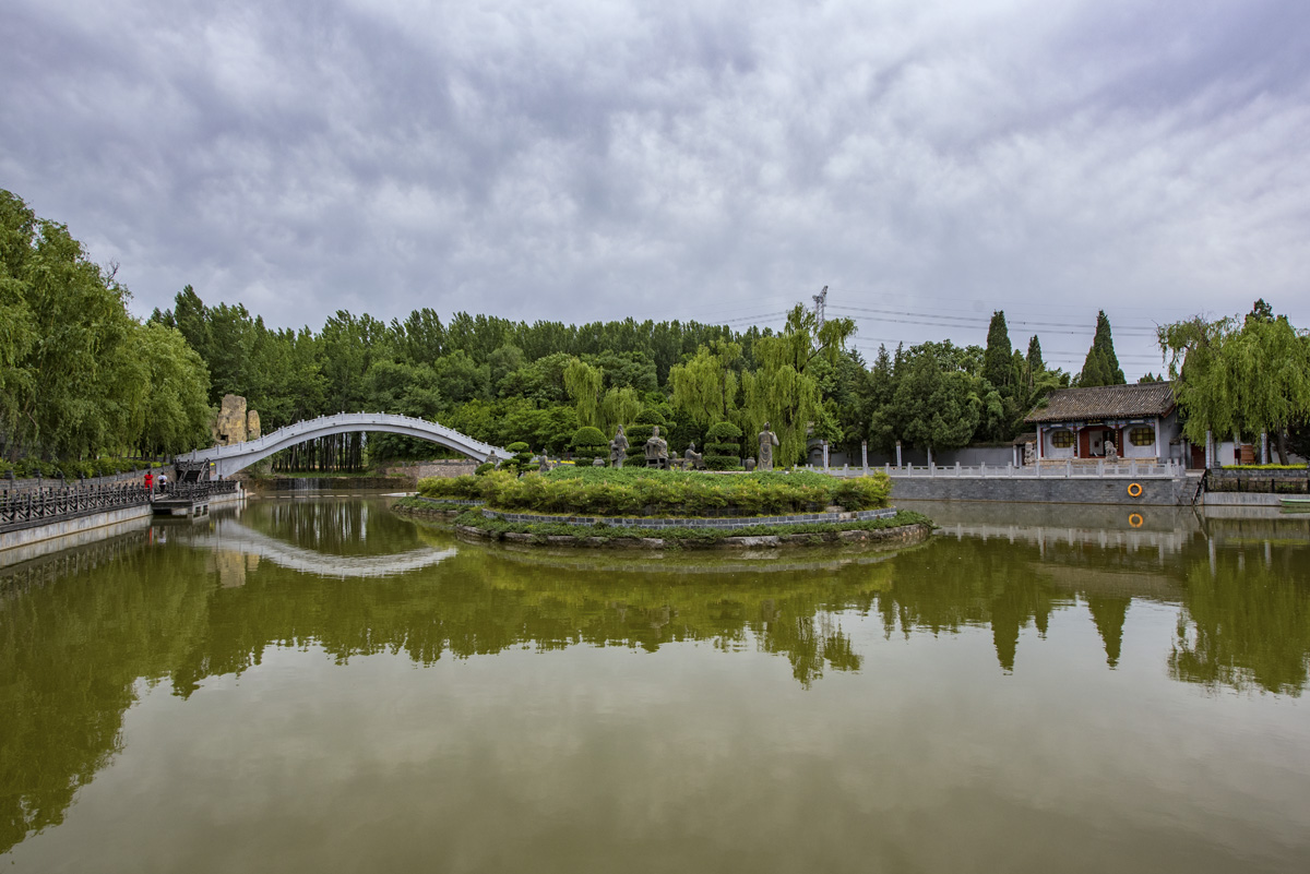 RAW_3108.jpg