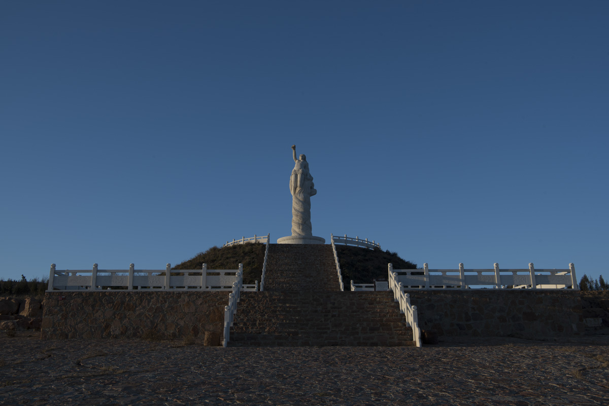 RAW_7977.jpg