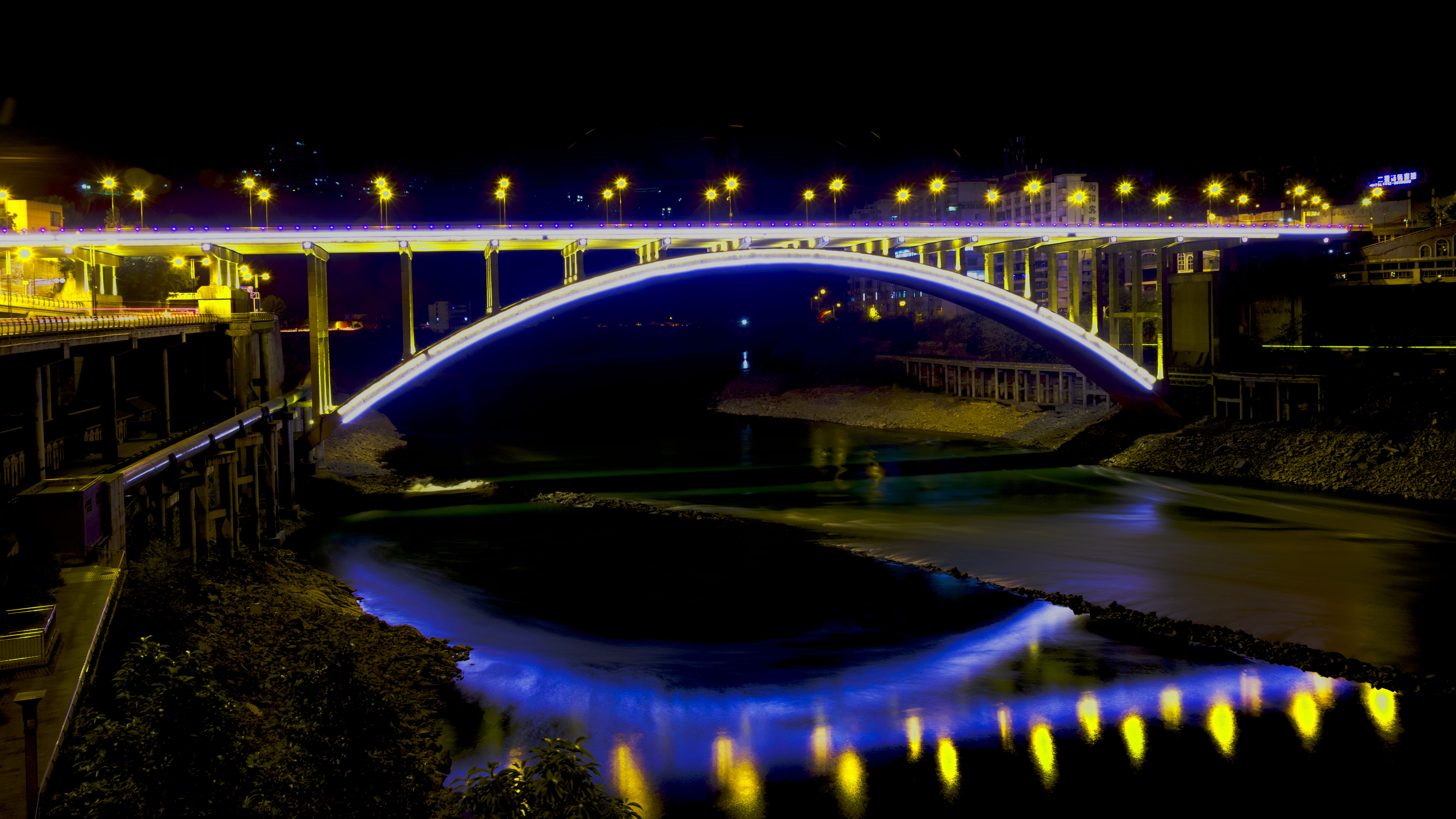 DSC_3584-0.jpg