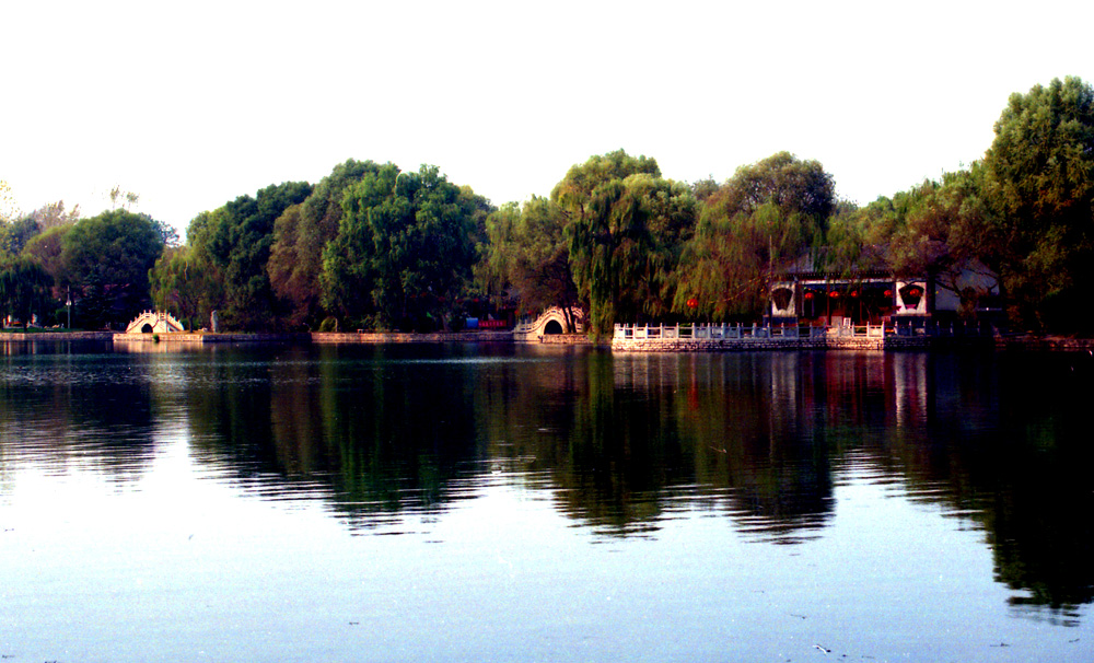 2004.10.30老龙湾3.jpg