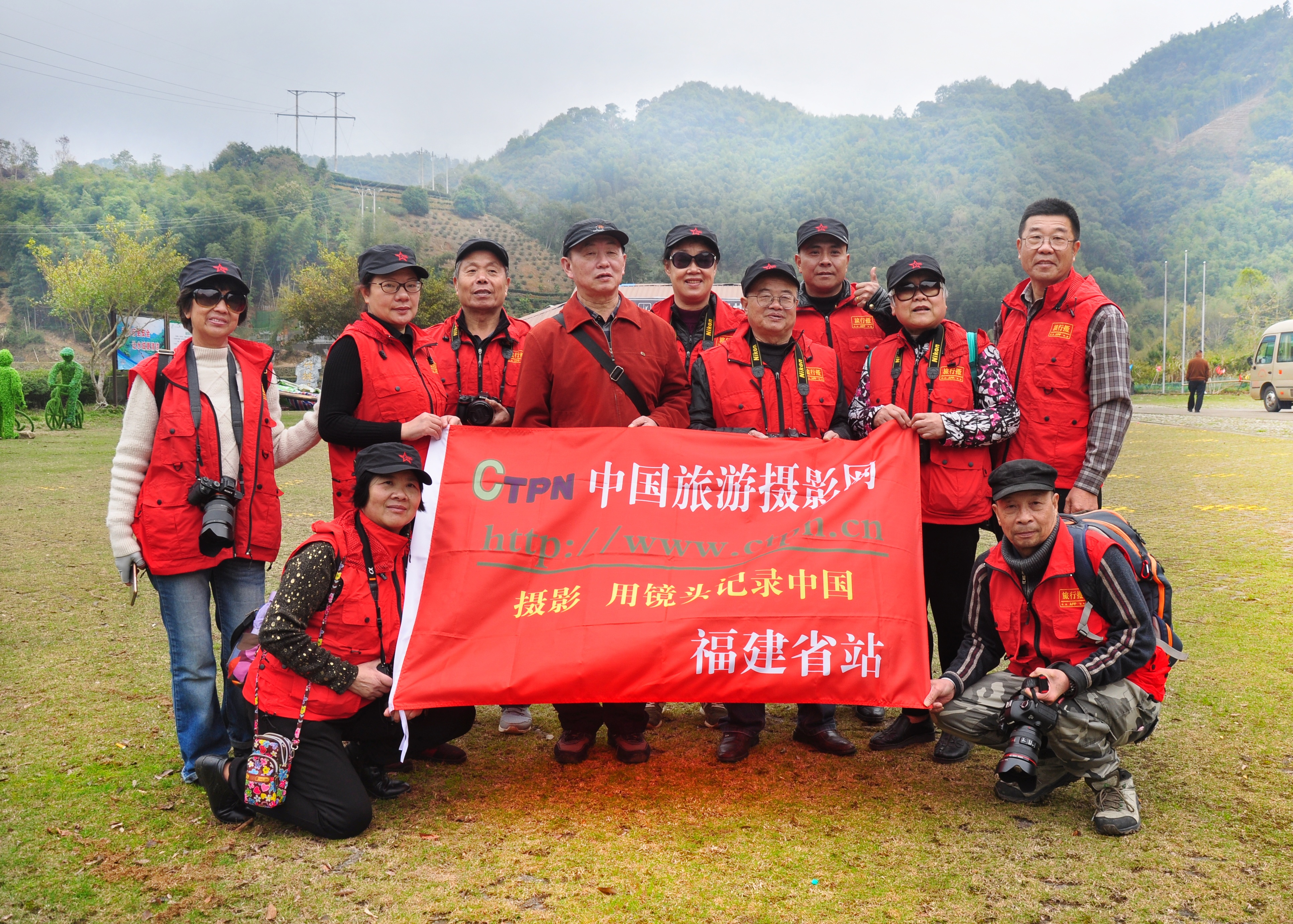 福建站部分成员在中国扶贫第一村采风