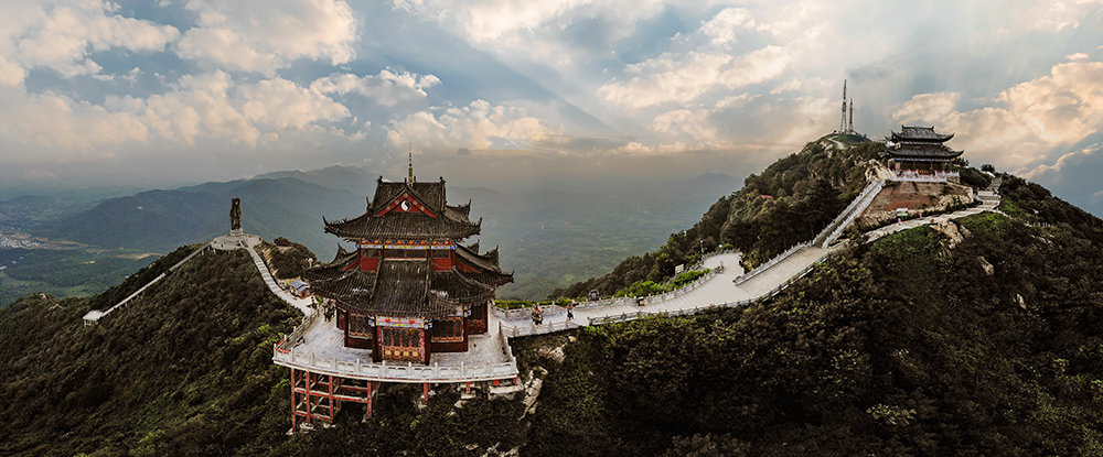 《老乐山风光》.jpg