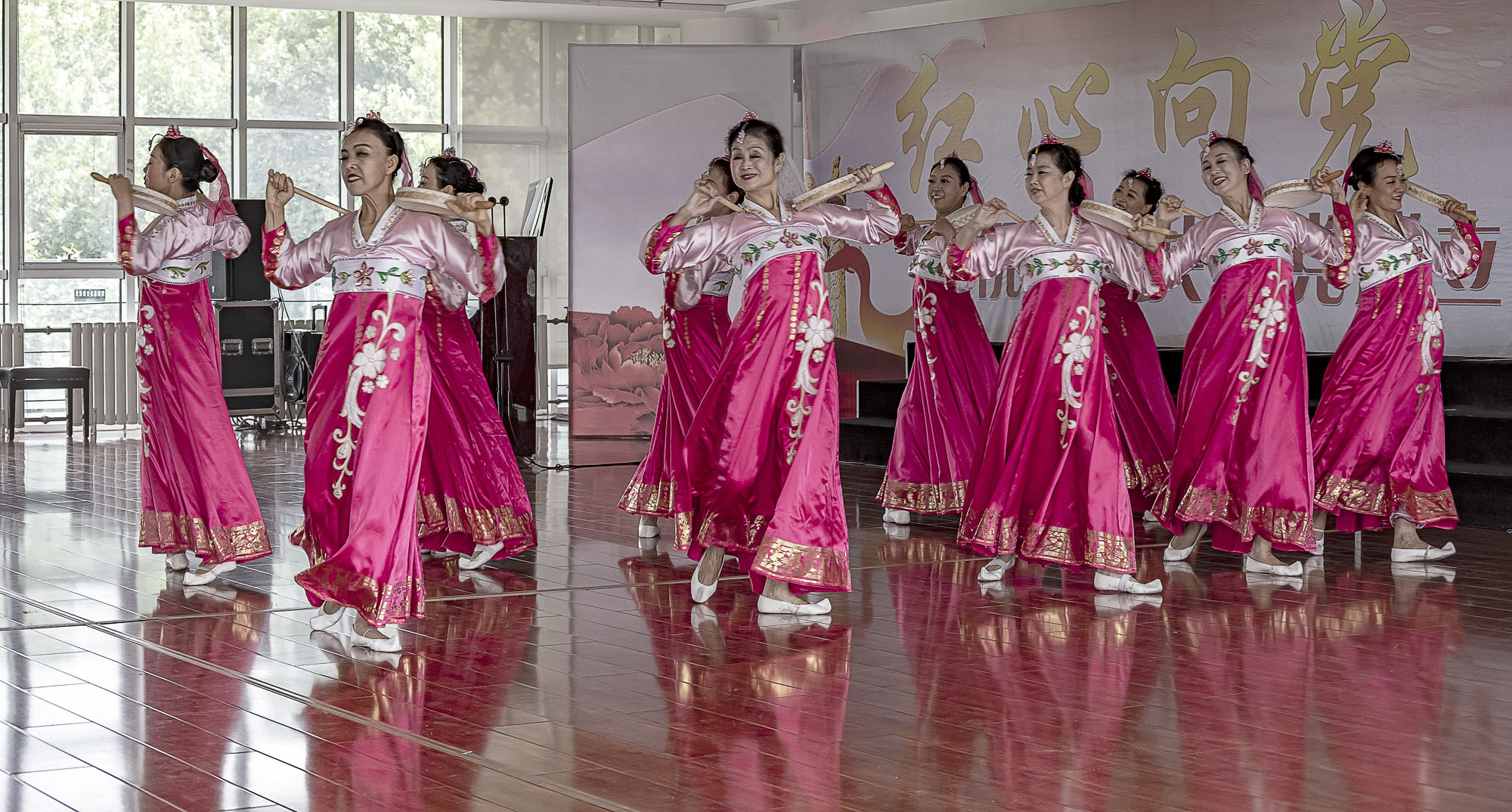 DSC_5696-1.jpg
