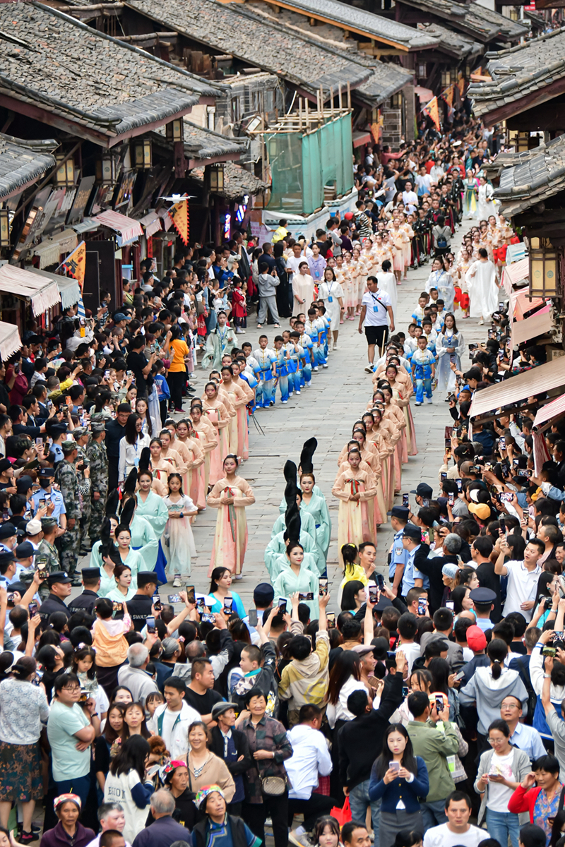 古装巡游5.JPG