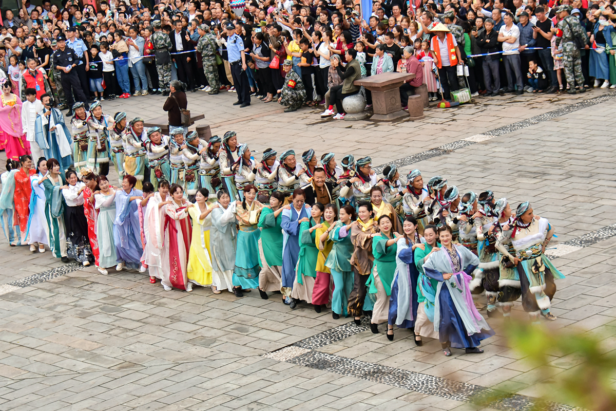 古装巡游7.JPG
